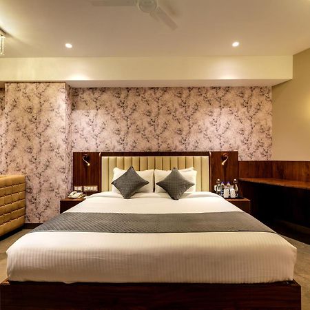 Sundex Hotel Thanjavur Eksteriør bilde