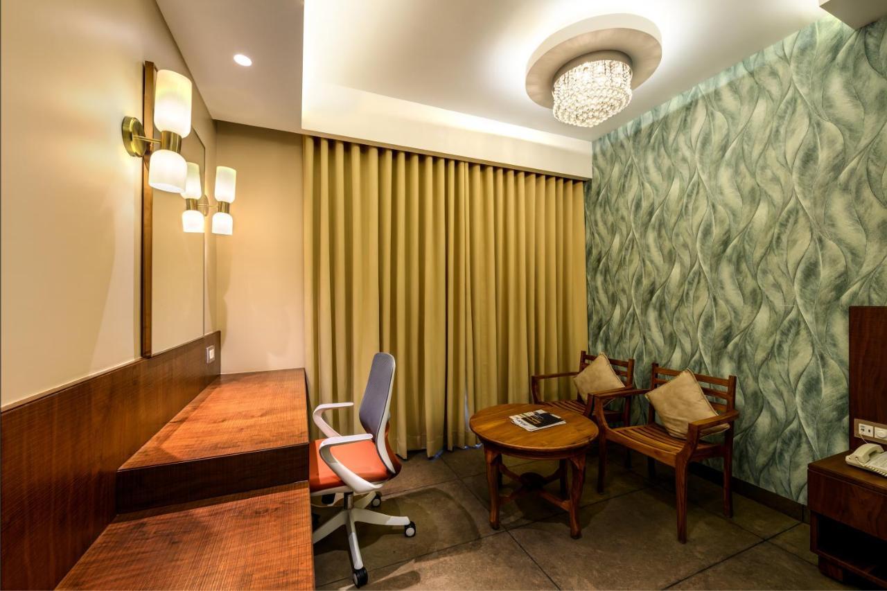 Sundex Hotel Thanjavur Eksteriør bilde
